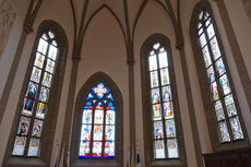 Die Chorfenster in der Stadtpfarrkirche St. Crescentius in Naumburg (Foto: Karl-Franz Thiede)